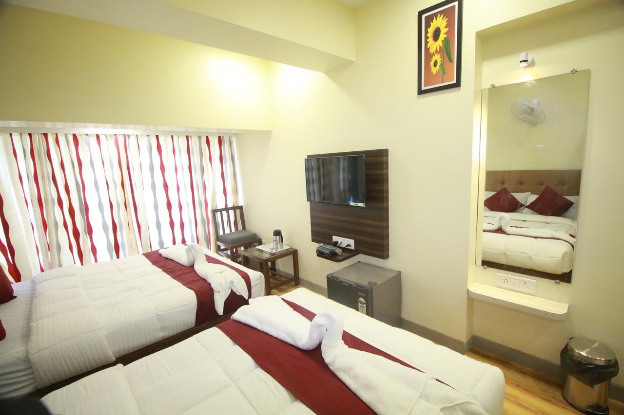 Hotel Alfa International Near Nanavati Hospital Mumbai Near Airport Mumbai Near Juhu Beach Eksteriør billede